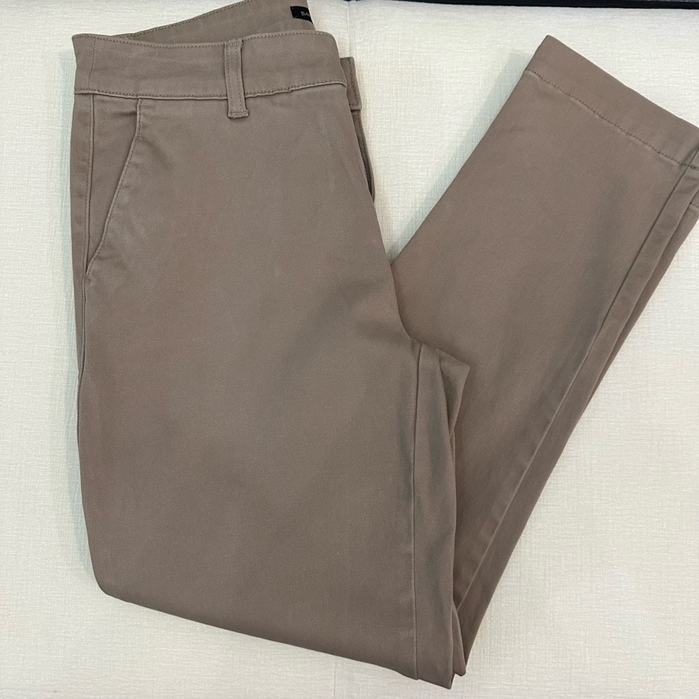 BANANA REPUBLIC Chinos